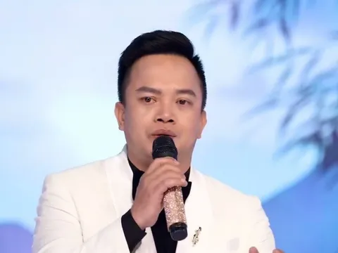 Ca khúc “Lênh đênh con đò em” do Ca sĩ Trịnh Phương trình bày