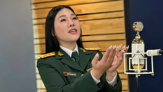 NSƯT Hương Giang: Nữ ca sĩ quân nhân tâm huyết với ca khúc “Lời Bác dặn trước lúc đi xa”